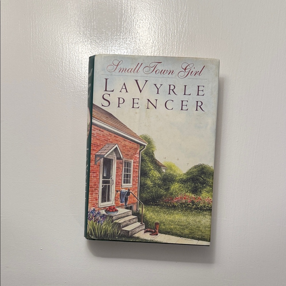 Small Town Girl by LaVyrle Spencer Book